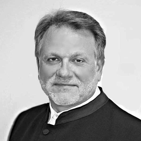 Dr. Thomas McCauley