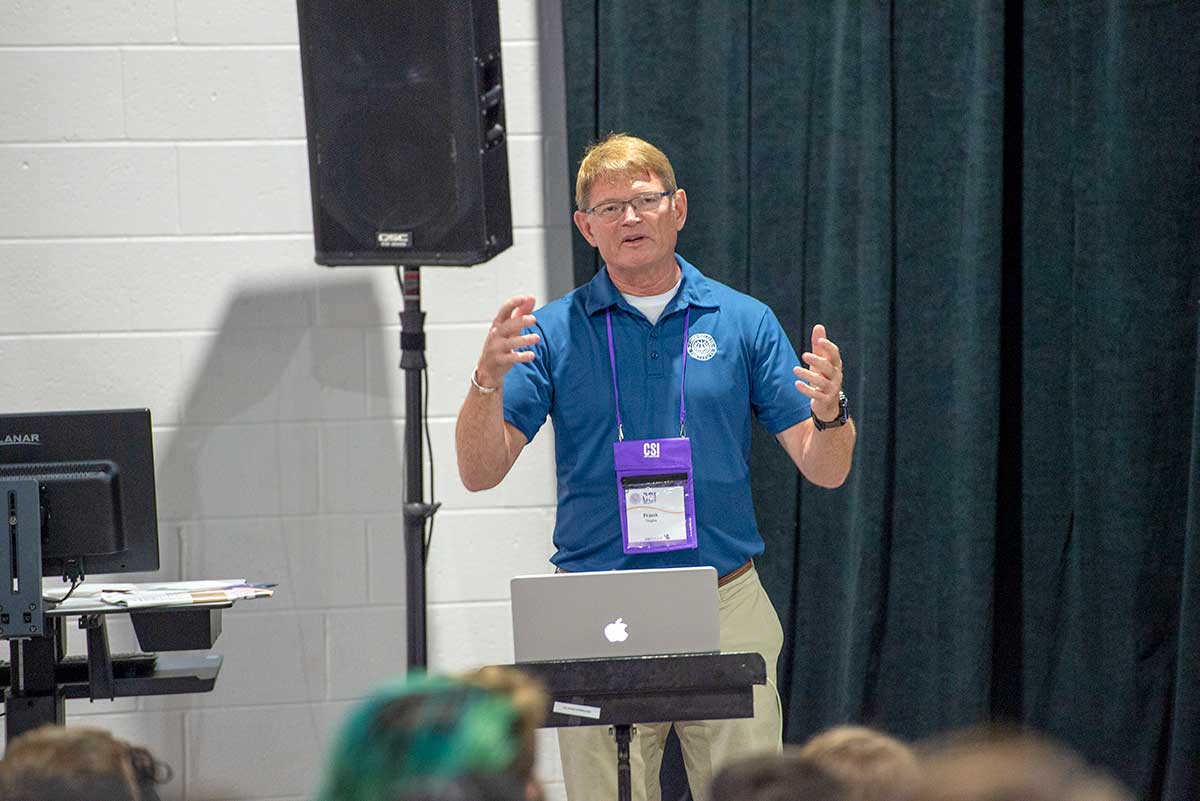 Frank Troyka discussing career paths with college students at the Conn-Selmer Institute.